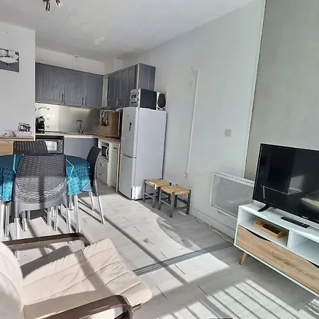 Rich Apartment *